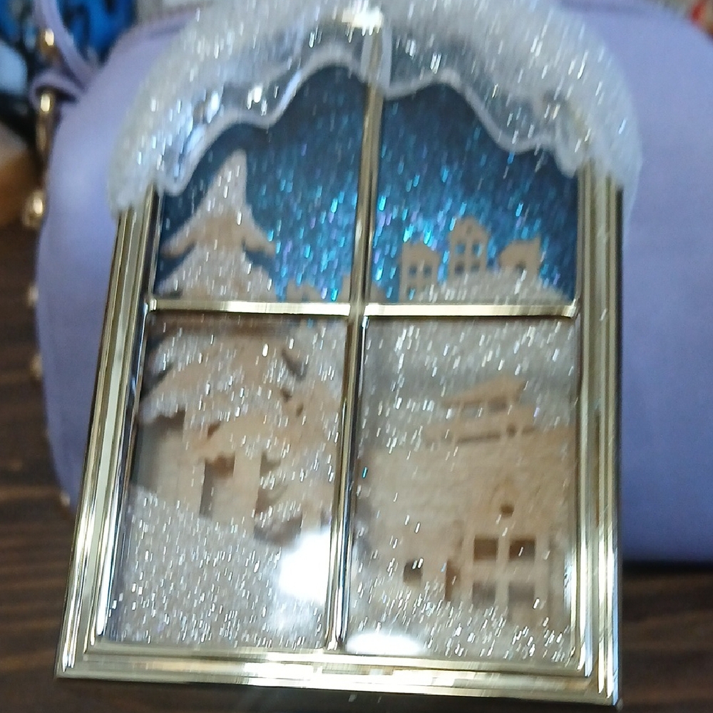 Wallflower Glittering Winter Scene Decor - Blue and Gold